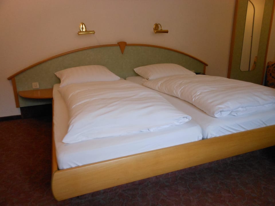 Bett Hotel Weisses Ross