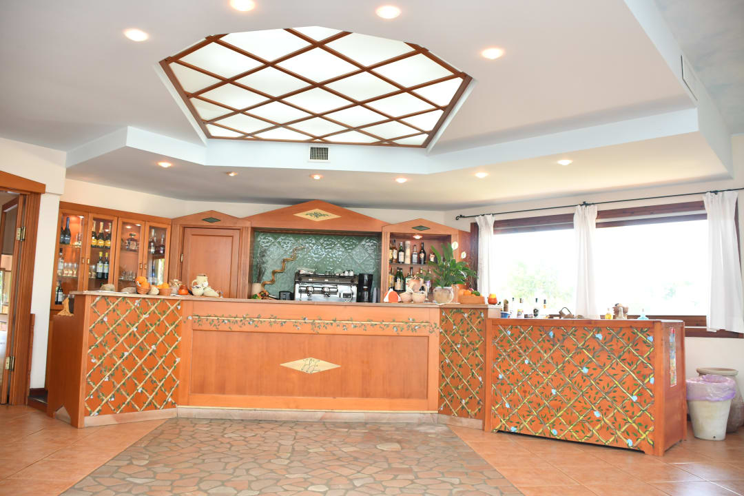 Lobby iH Hotels Villasimius Le Zagare Resort