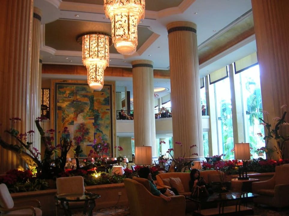 Lobby mit Bar Shangri-La Singapore