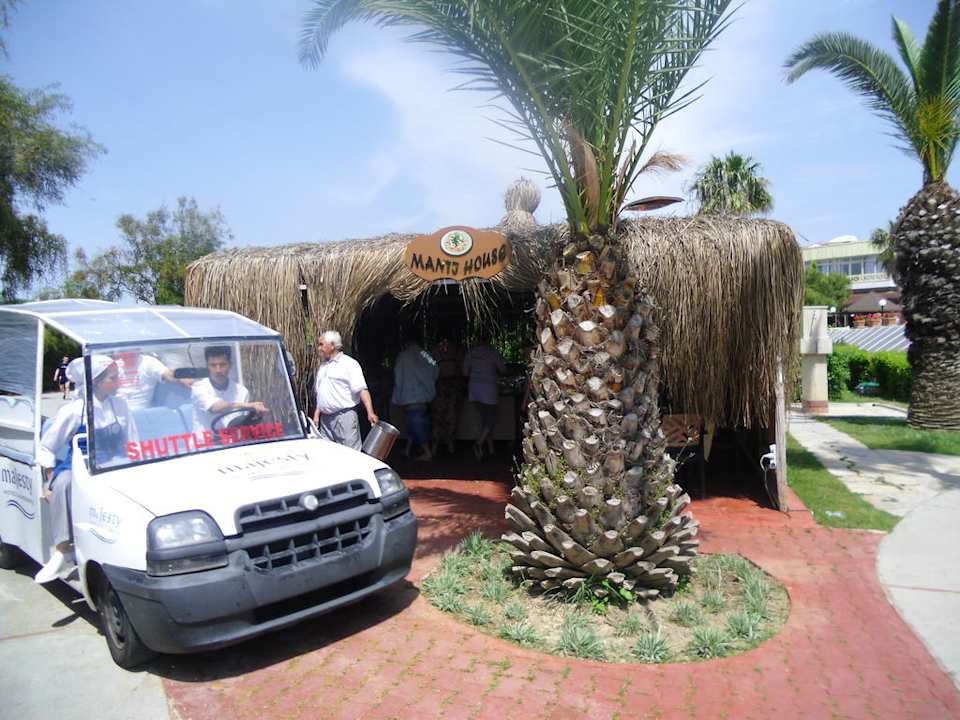 Mantihaus Asteria Family Resort Side