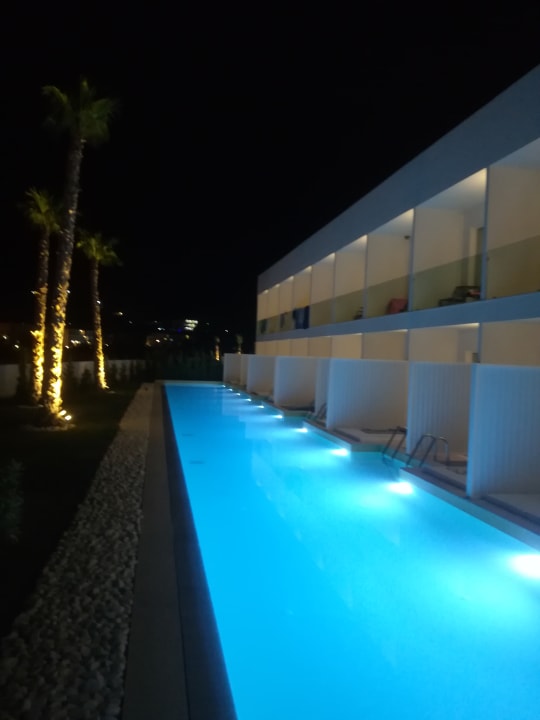 Pool White Dreams Resort & Anex