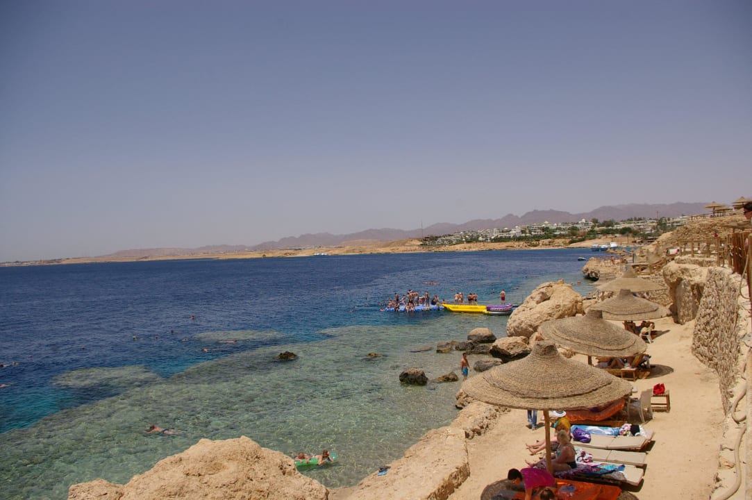 Strand - es gibt 2 Einstiegsplattfpormen Sharm Plaza