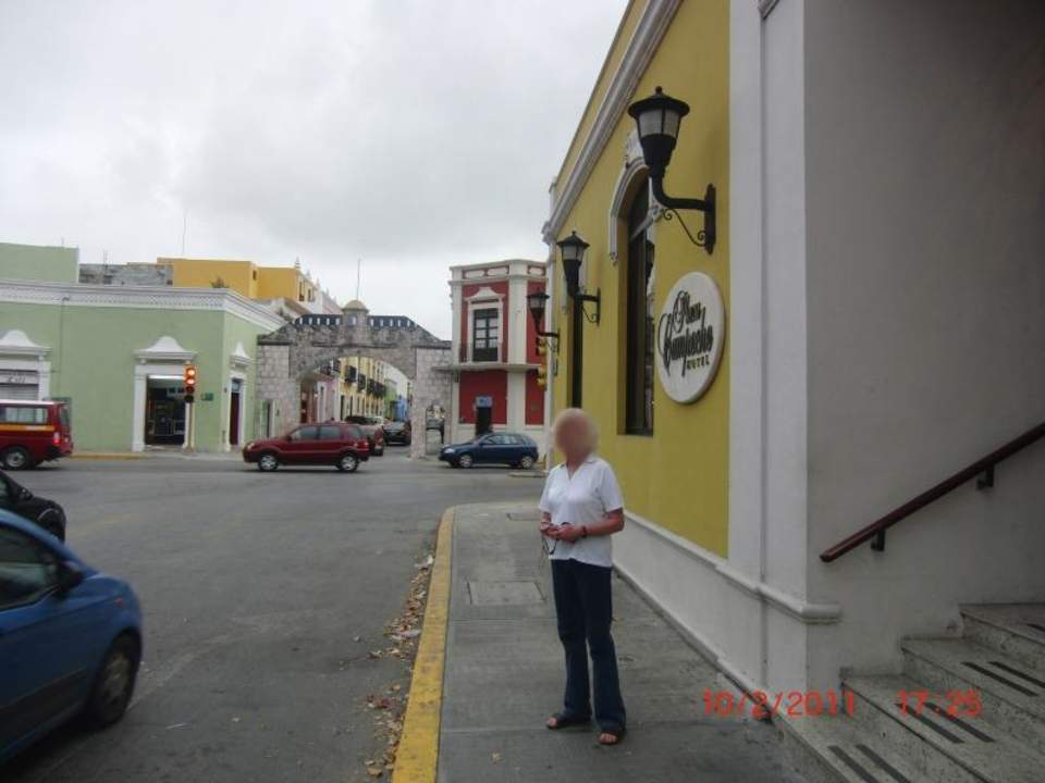 Haupteingang des Hotels Hotel Plaza Campeche