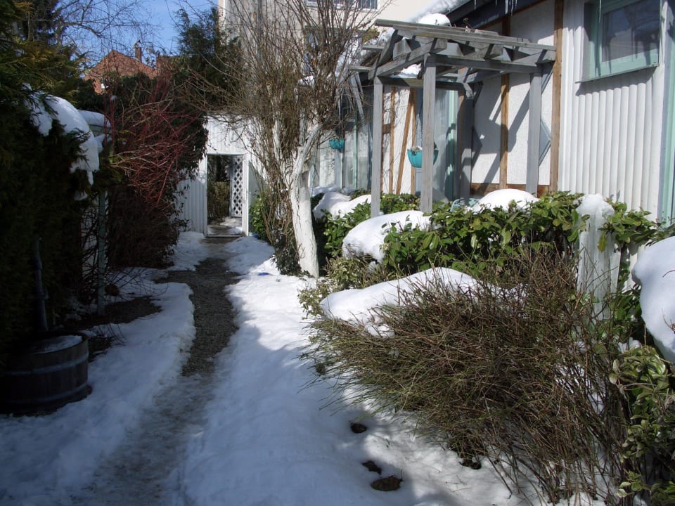 Garten im Winter Apartments Haus im Efeu
