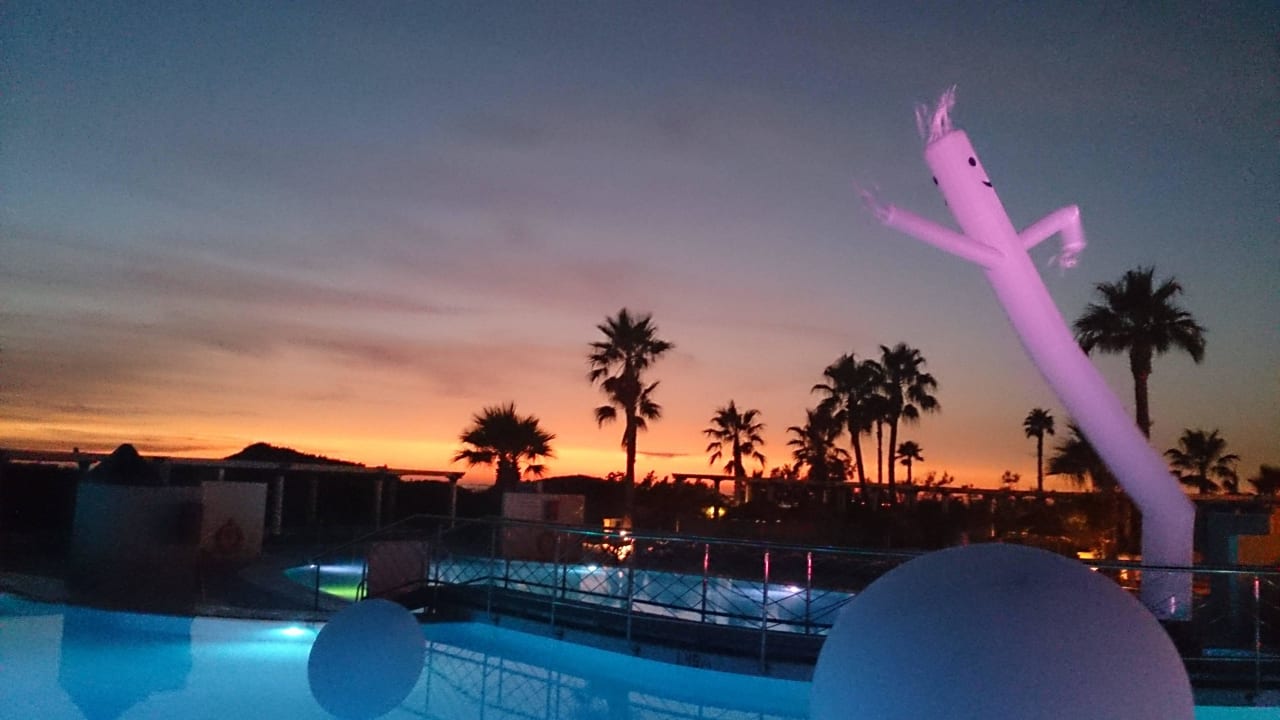 Just white Party der Pool Aldiana Club Andalusien