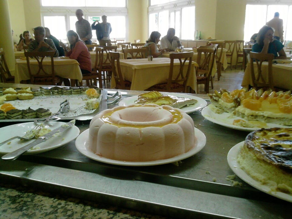 Man kam einfach net dran vorbei... Hotel El Mouradi Skanes Beach