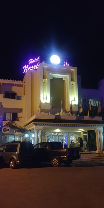 Lobby Hotel Nesrine