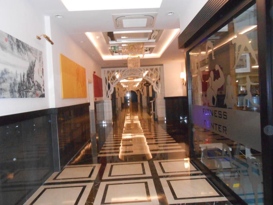 Sport & Freizeit Mary Hotel Side