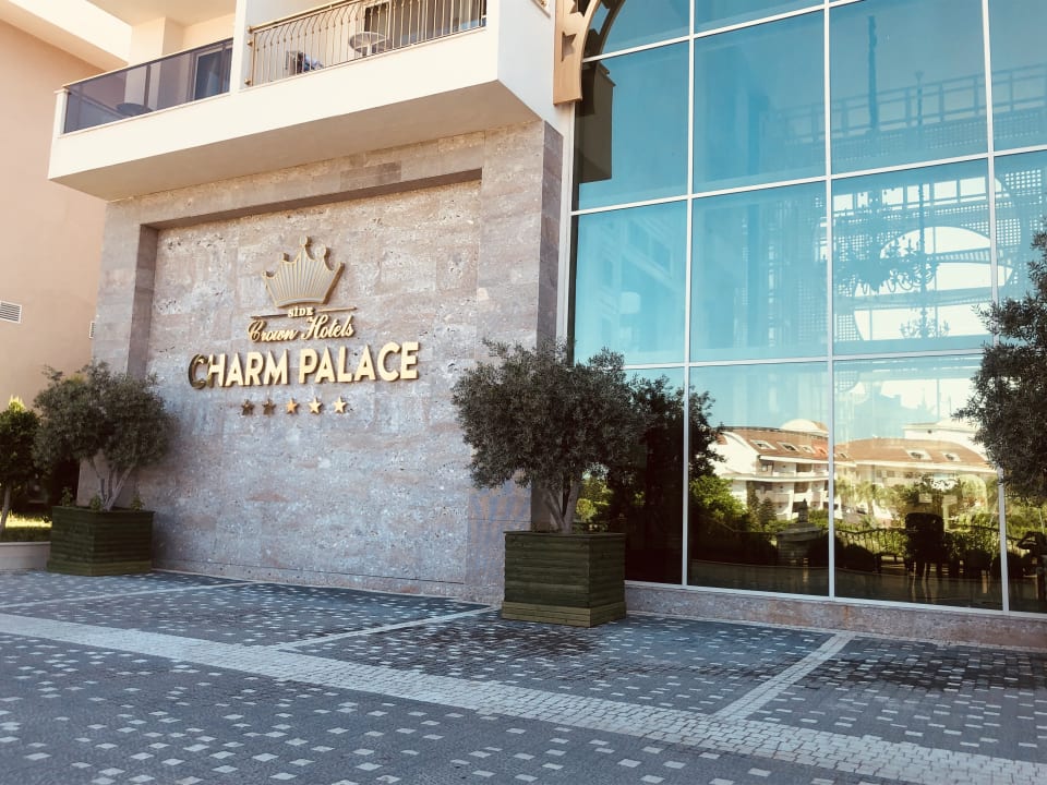 Außenansicht Well Palace Side