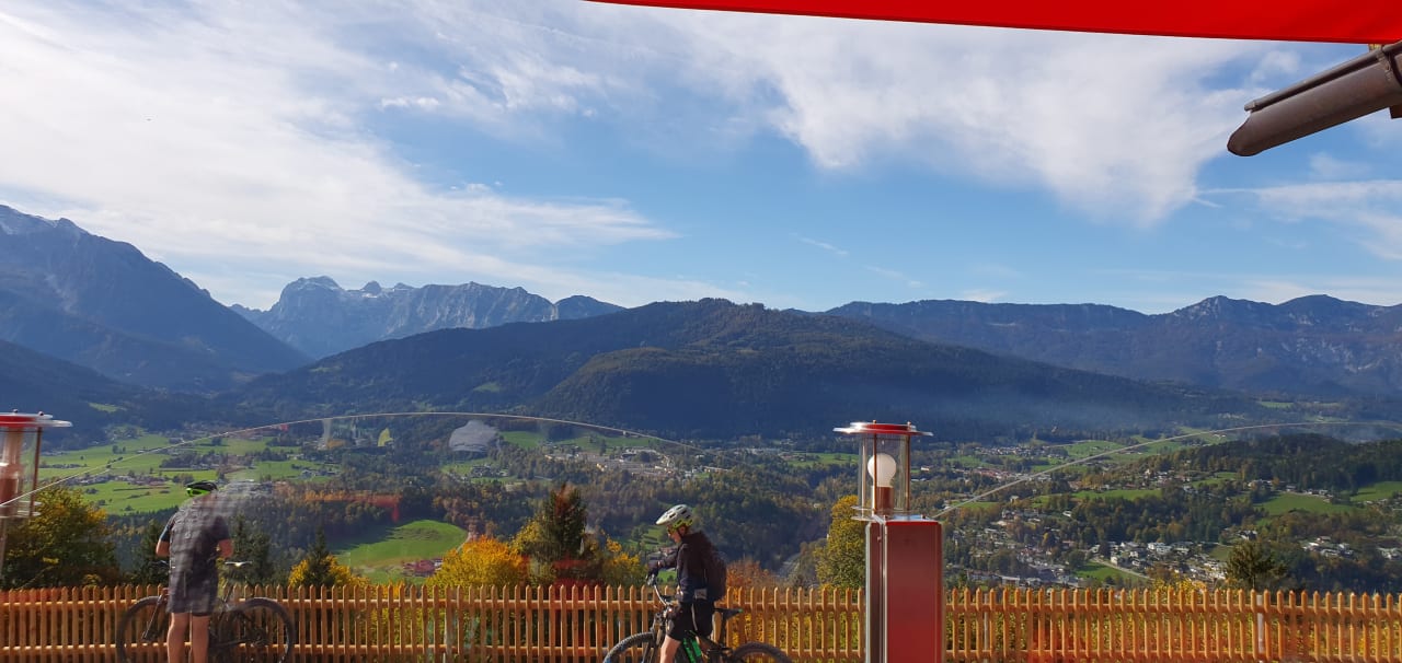Außenansicht Alpengasthof Hochlenzer