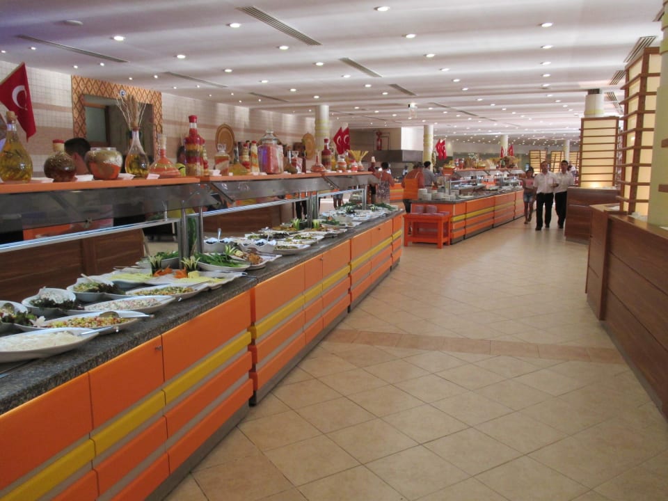 Am Büffet VONRESORT Golden Beach