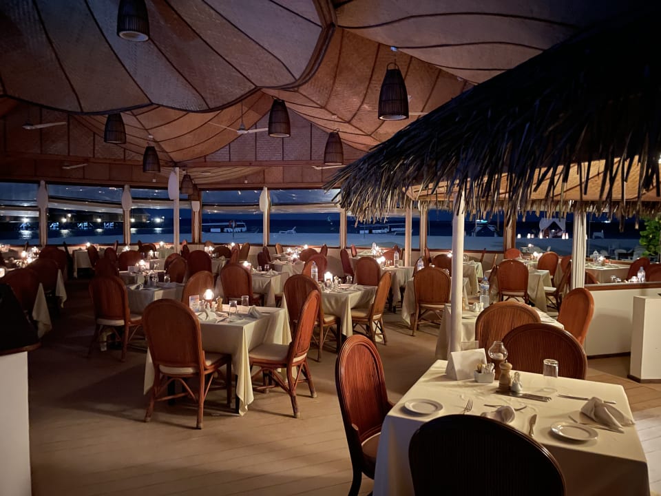Gastro Thulhagiri Island Resort