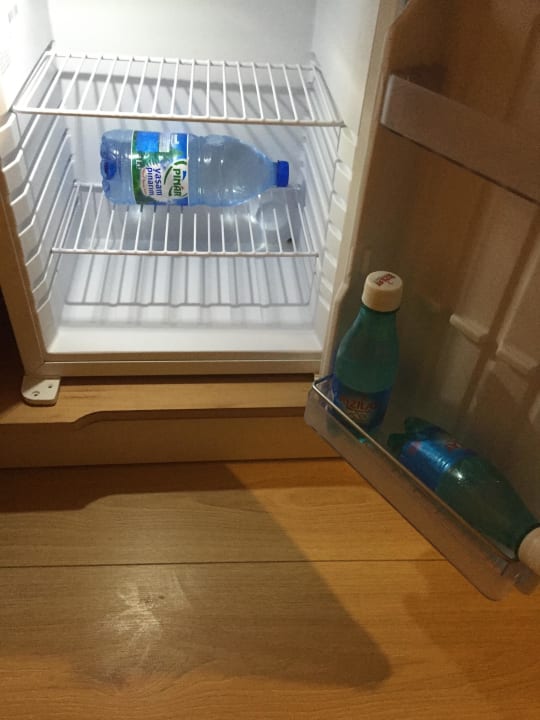 Minimal Glamour Resort & Spa