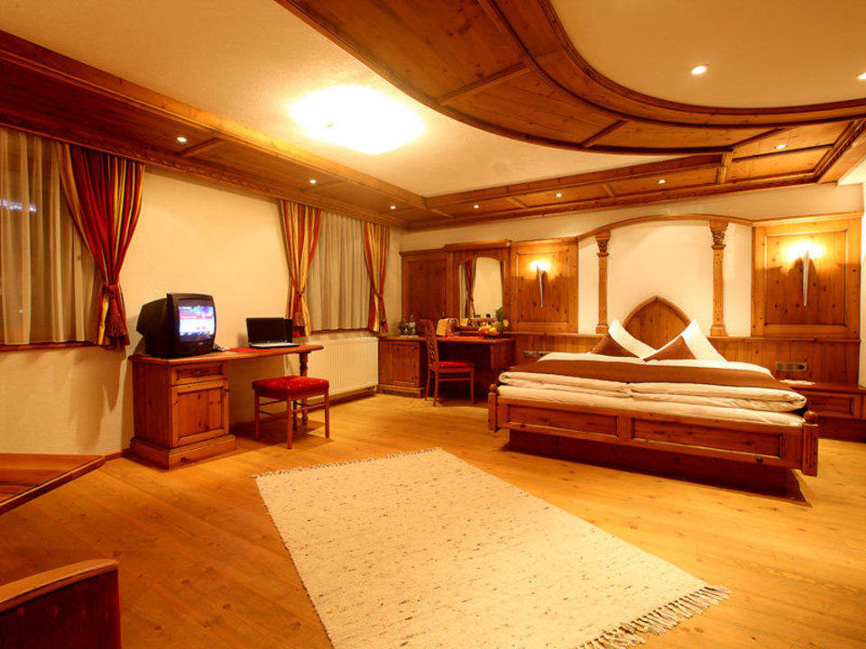 Mansarde Allegra Gourmethotel Yscla