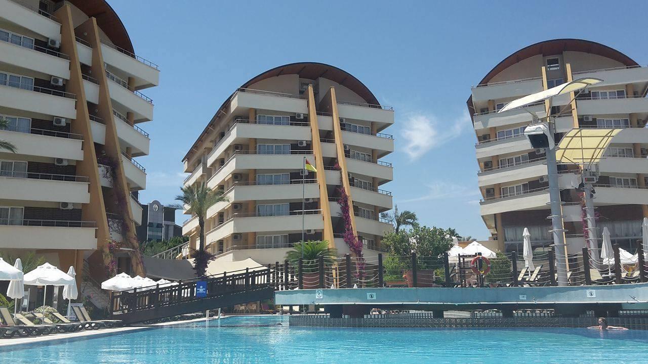 Hauptpool Alaiye Resort & Spa