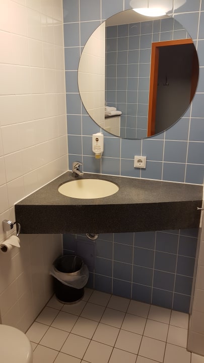 Zimmer B&B Hotel Baden Airpark