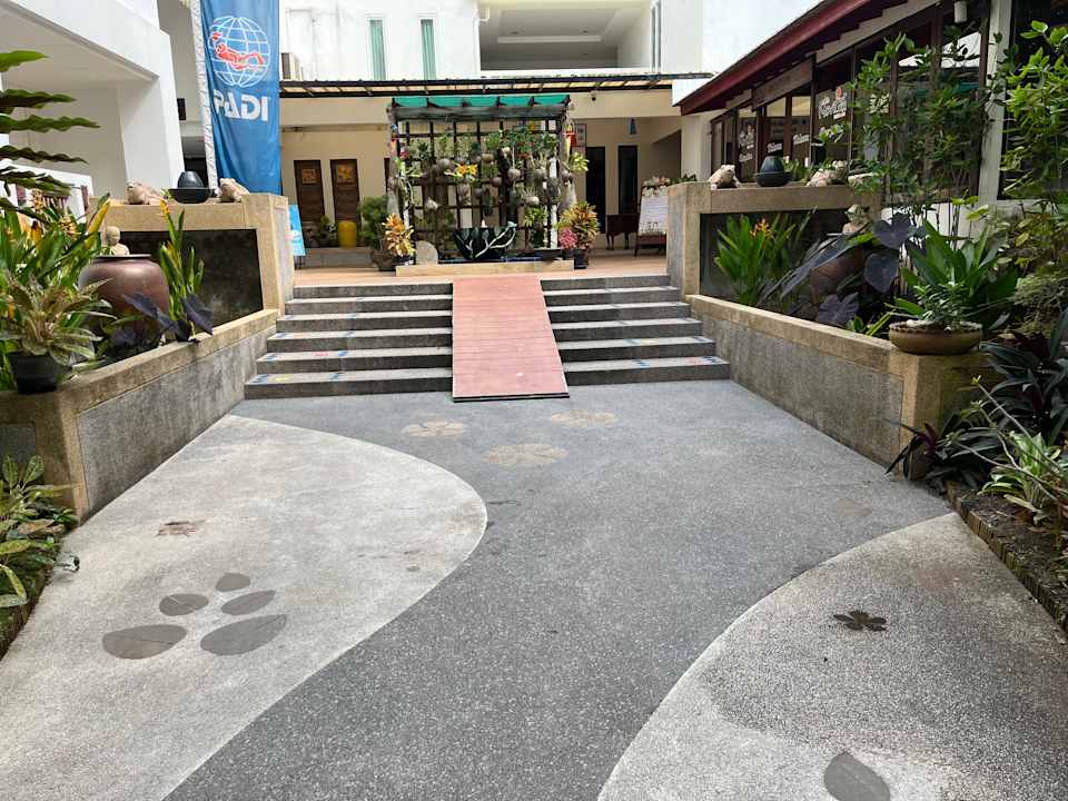 Außenansicht Hotel Montra Resort & Spa