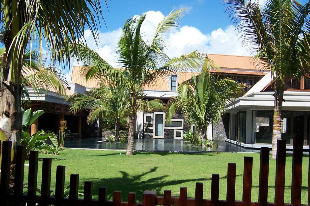 Teichanlage Crystals Beach Resort Belle Mare, a member of Radisson Individuals