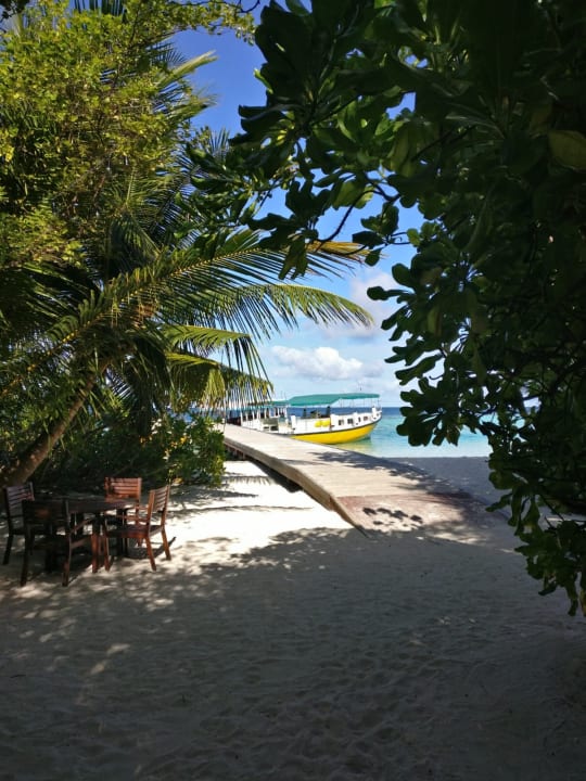 Außenansicht Embudu Village