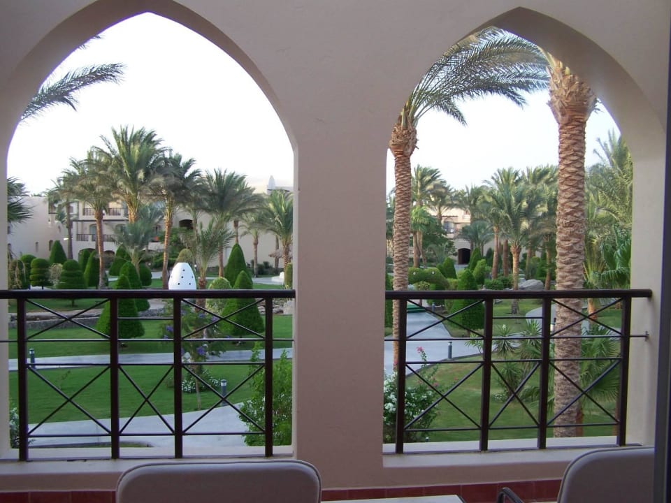 Ausblick vom Balkon in den traumhaften Park Jaz Makadina