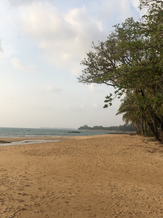 Strand Ocean Breeze Resort