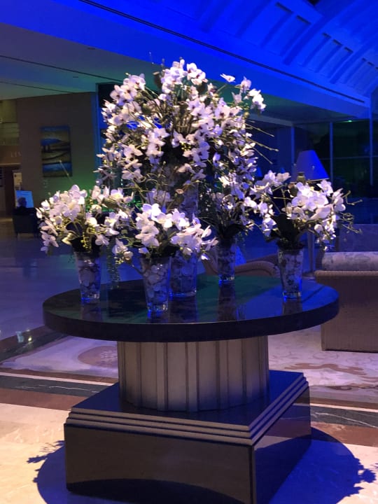 Lobby Hotel Miracle Resort