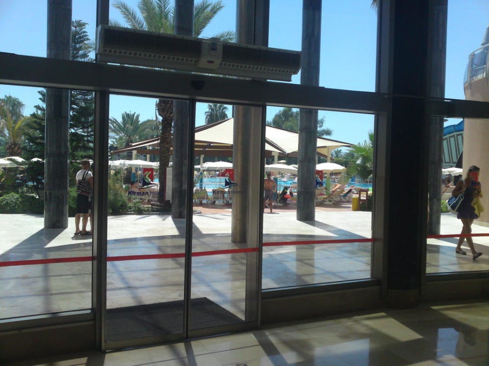 Blick vom Hotel Richtung Pool Arycanda Kirman Premium