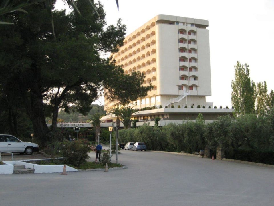 Aussenansicht vorne Hotel Athos Palace