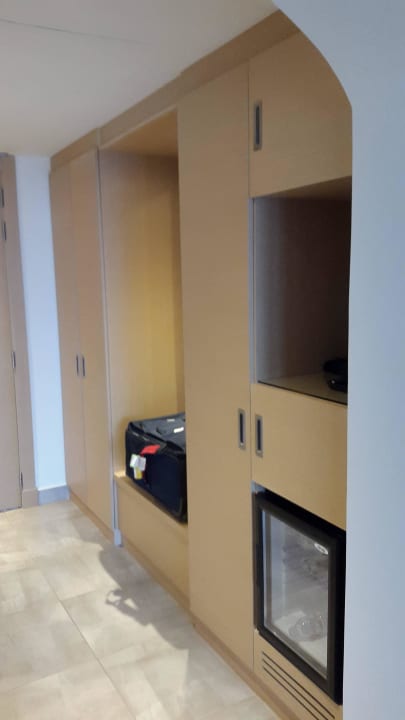 Schrank u.Mini Bar Novotel Marsa Alam Beach Resort