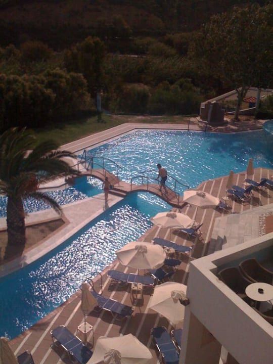 Der eiskalte Pool Fodele Beach & Water Park Holiday Resort