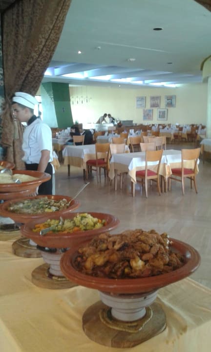 Buffet Iberostar Waves Founty Beach