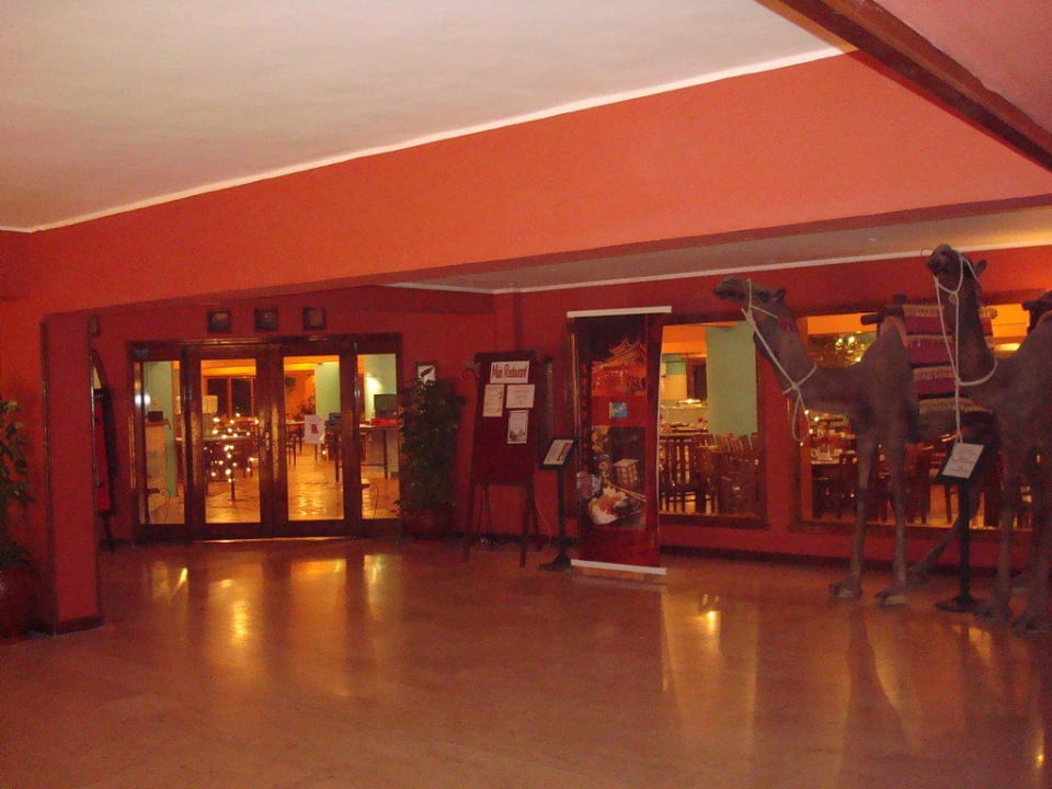 Eingang Hauptrestaurant Giftun Azur Resort