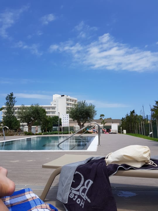 Pool BG Tonga Tower Design Hotel & Suites