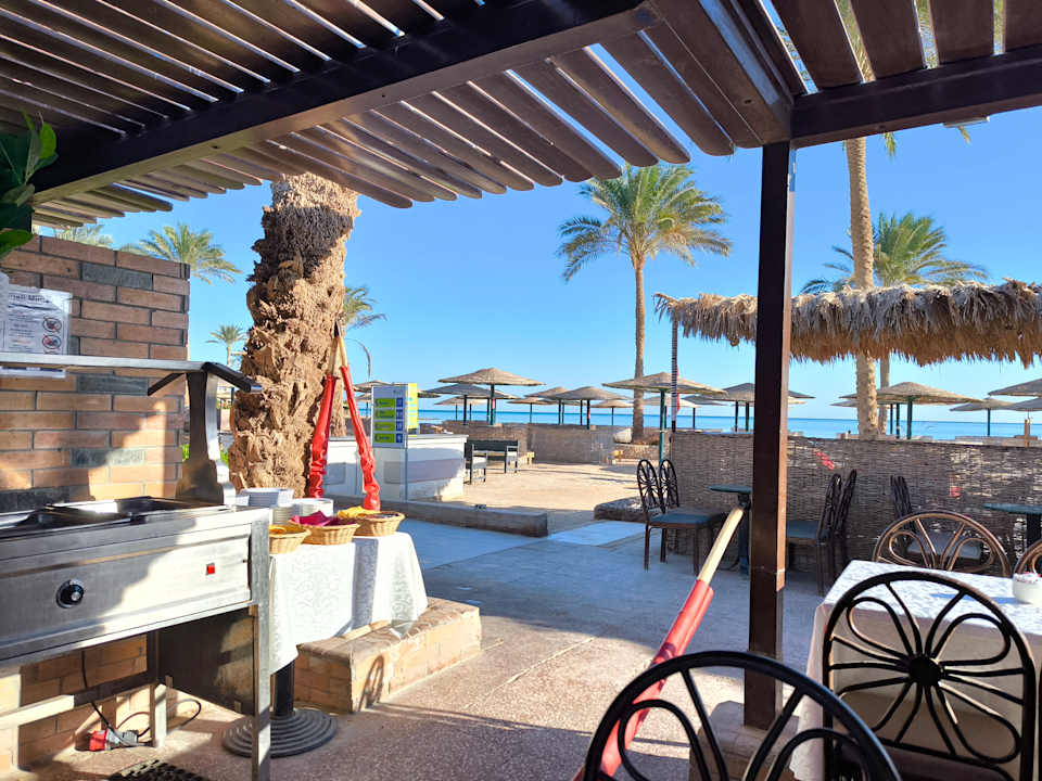 Gastro Golden Beach Resort