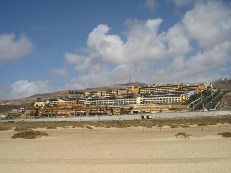 Blick vom Strand zum Hotel Occidental Jandía Playa
