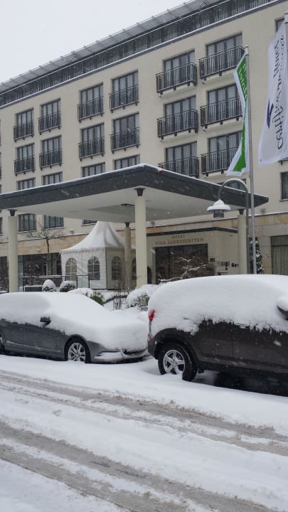 Starnberger Wintermärchen Hotel Vier Jahreszeiten Starnberg