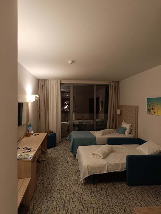 Zimmer Astoria Hotel