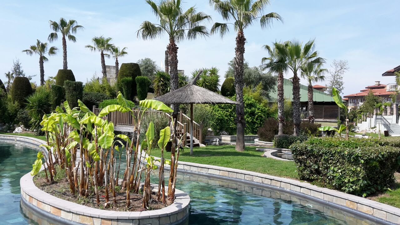 Gartenanlage Club Grand Side