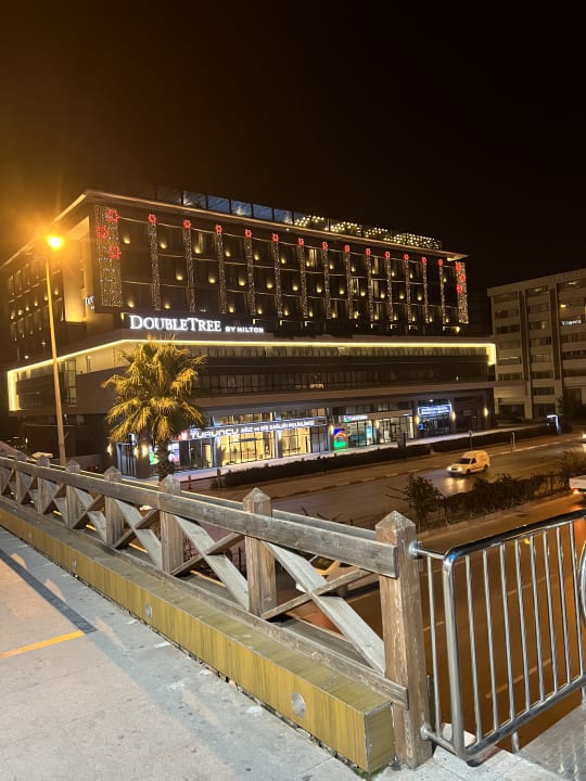 Außenansicht DoubleTree by Hilton Antalya City Centre