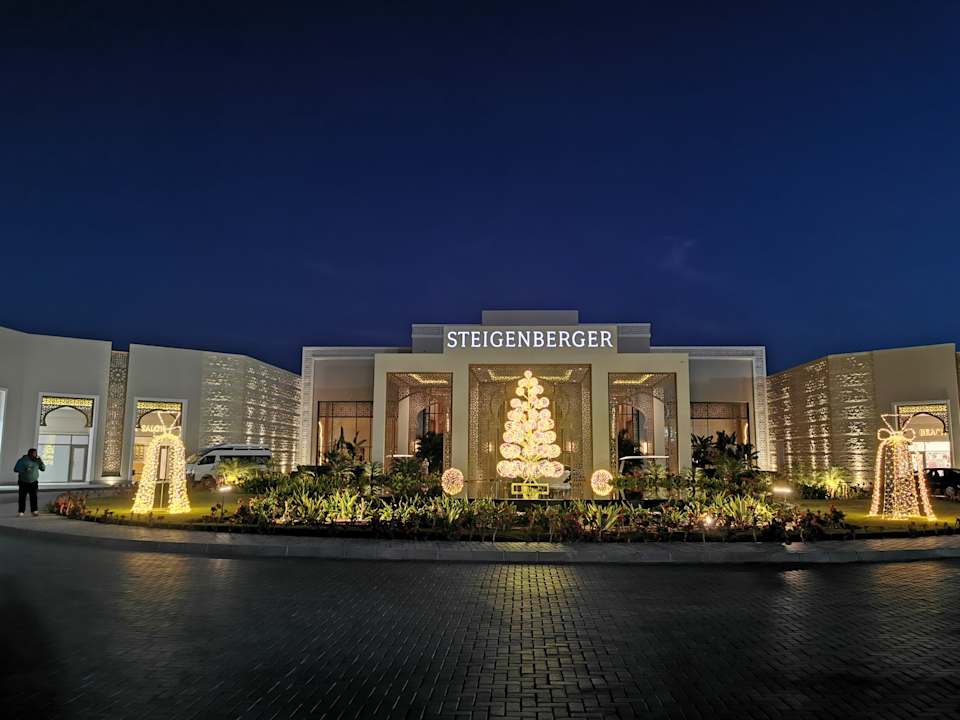 Außenansicht Steigenberger Resort Ras Soma