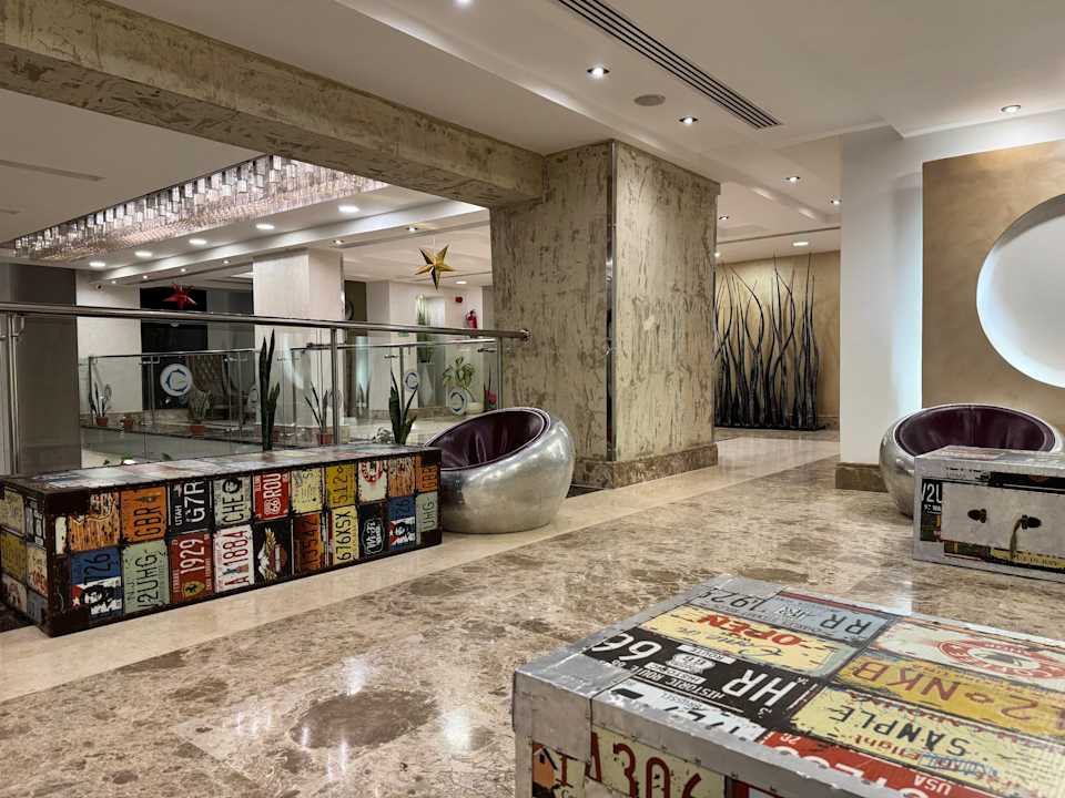 Lobby Gravity Hotel & Aquapark Sahl Hasheesh