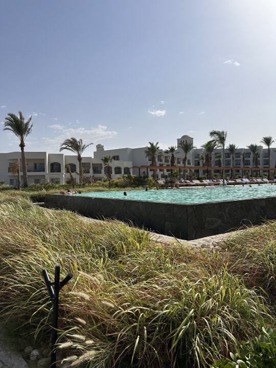 Pool Serry Beach Resort