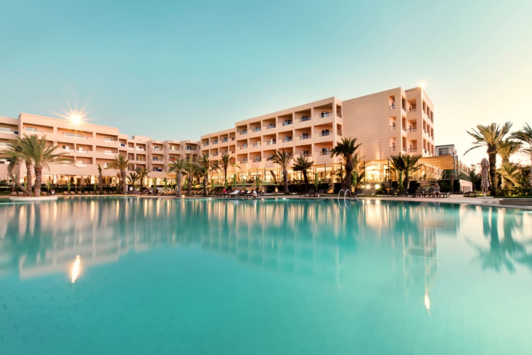 Außenansicht Hotel Rosa Beach