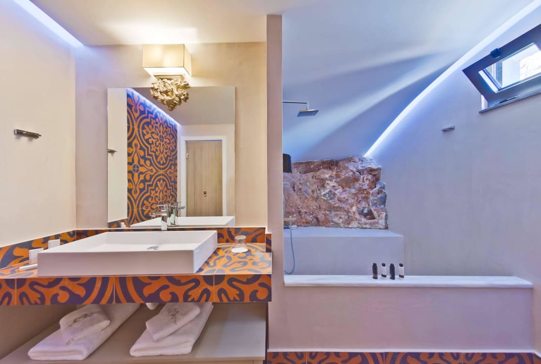 Deluxe Room with Sea View Royal Marmin Bay Boutique & Art Hotel