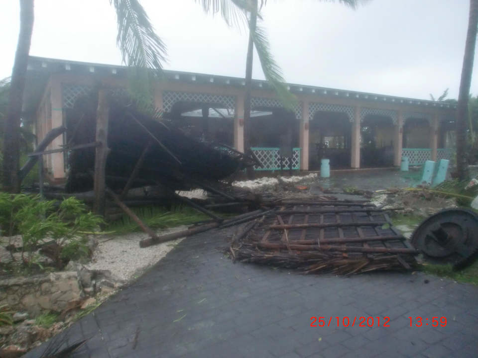 So schnell wird hier kein Spanferkel mehr gegrillt Hotel Playa Pesquero
