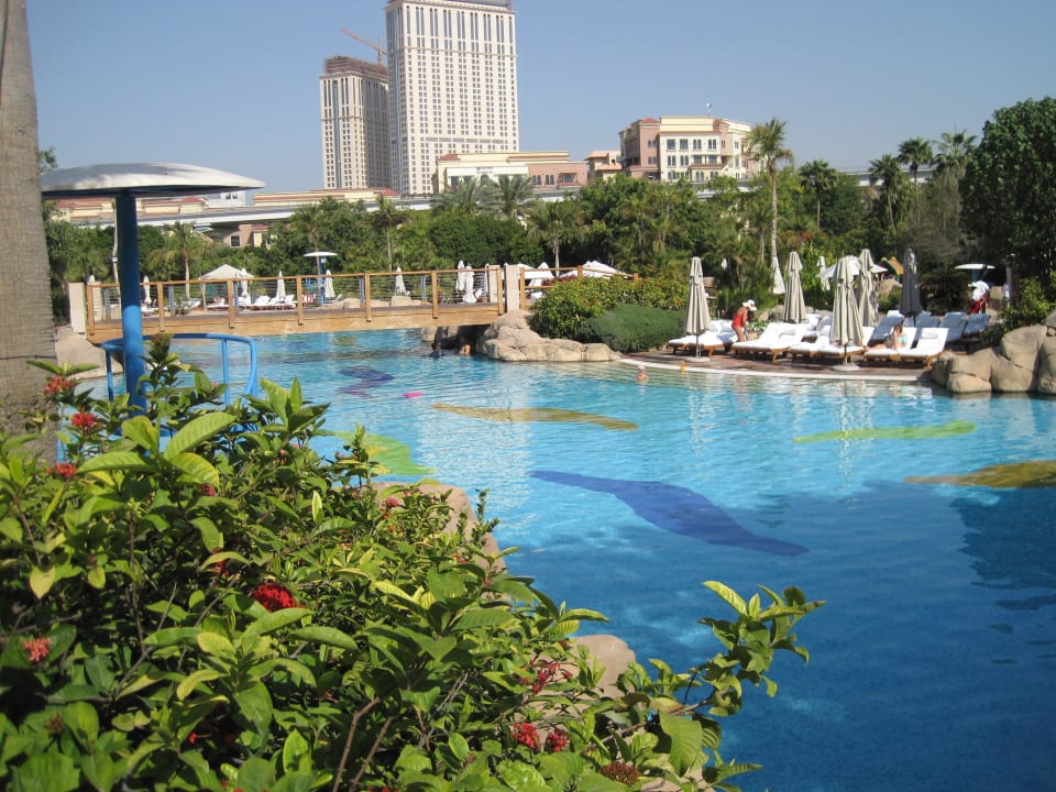 Der schöne, große Hauptpool Grand Hyatt Dubai