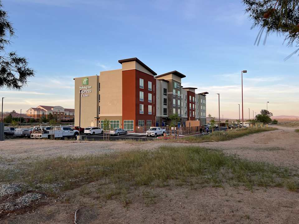 Außenansicht Holiday Inn Express & Suites Ridgecrest - China Lake by IHG