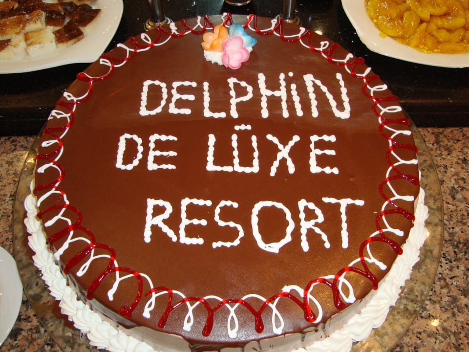 Riesentorte Delphin Deluxe Resort