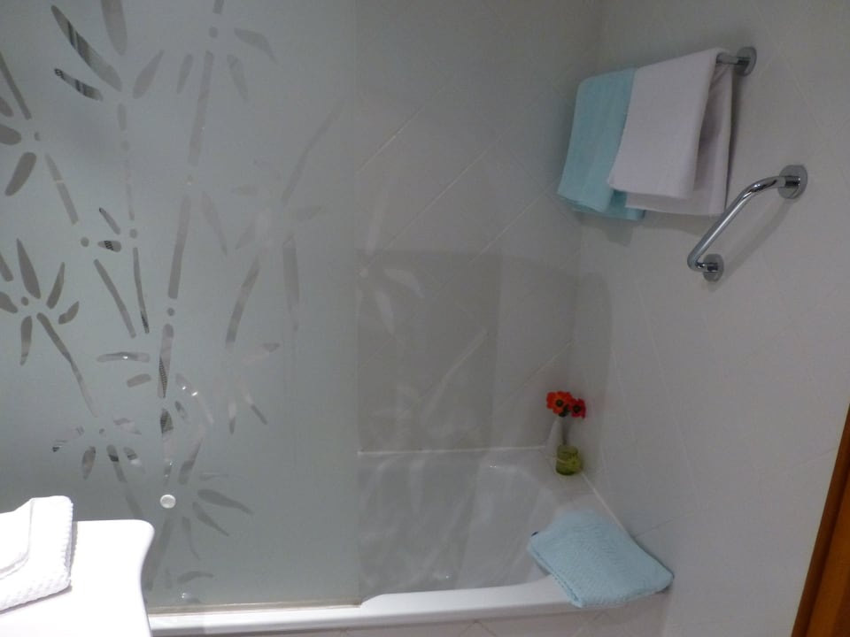 Sauberes und großes Bad Hotel Garni St. Georg