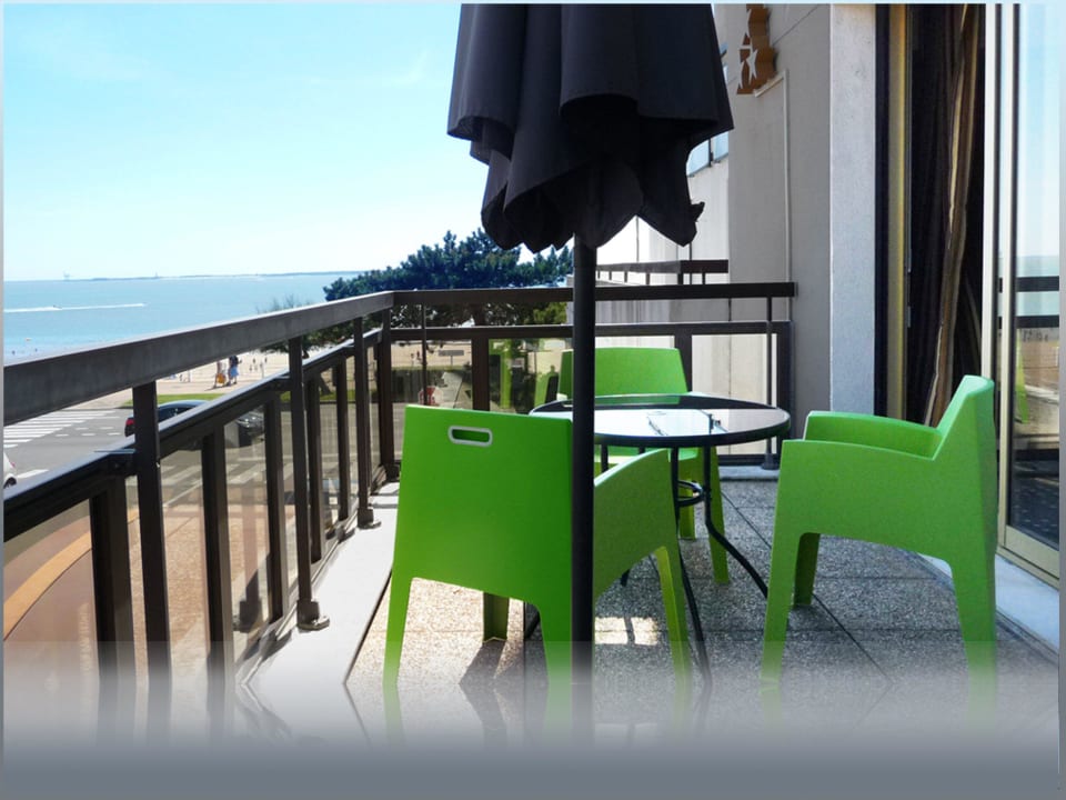 Vue terrasse Best Western Hotel Royan Ocean